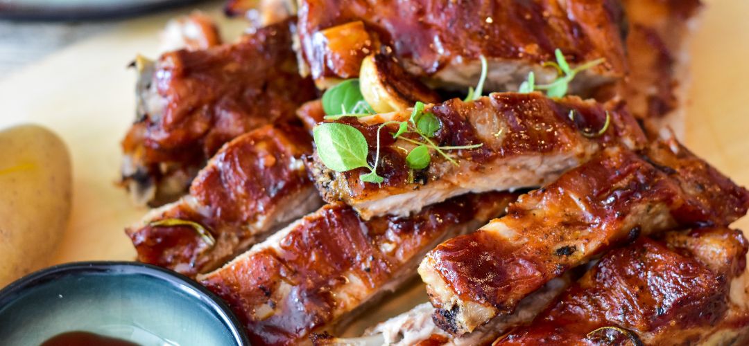 Travers de porc à l'Airfryer : ribs marinés laqués en 2 temps de cuisson Épices Fuchs